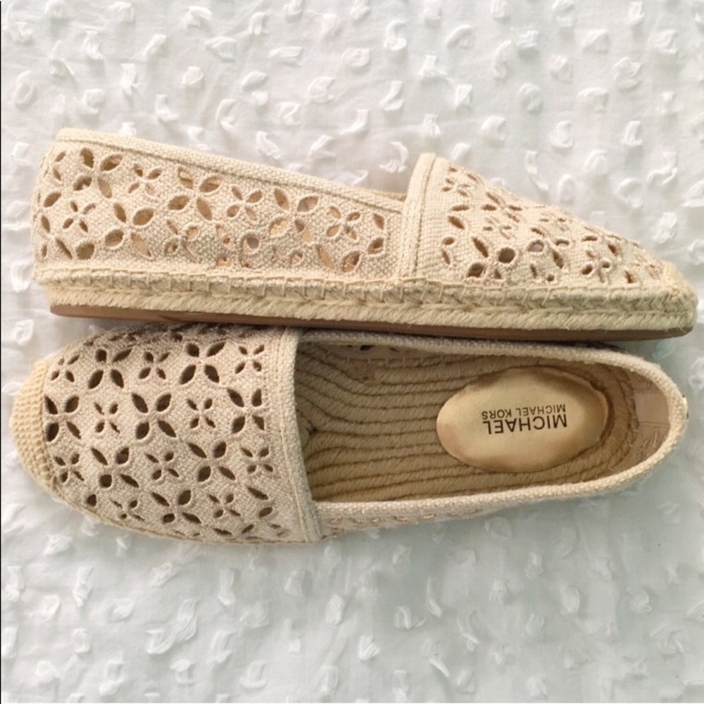Michael Kors NEW Ivory Tan Brown Espadrilles Flats
